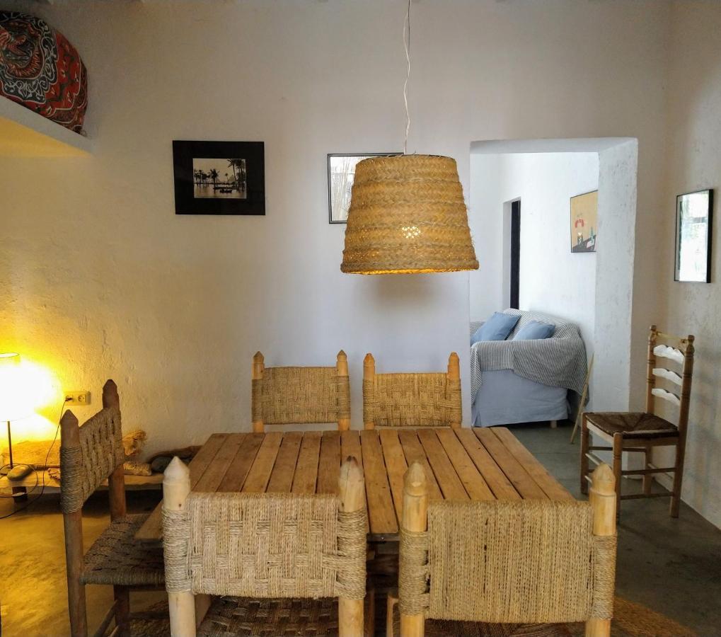 Casa De La Buganvilla โรดัลกีลาร์ ภายนอก รูปภาพ