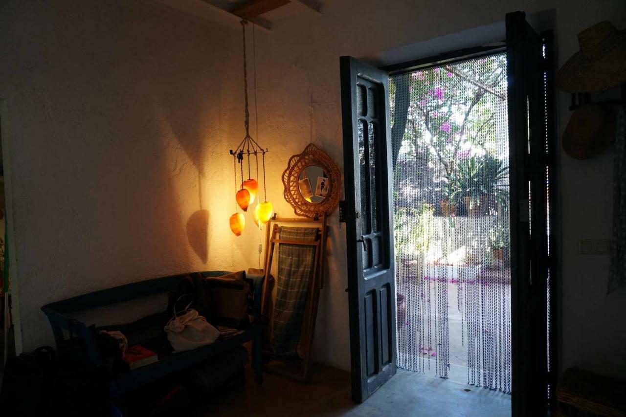 Casa De La Buganvilla โรดัลกีลาร์ ภายนอก รูปภาพ